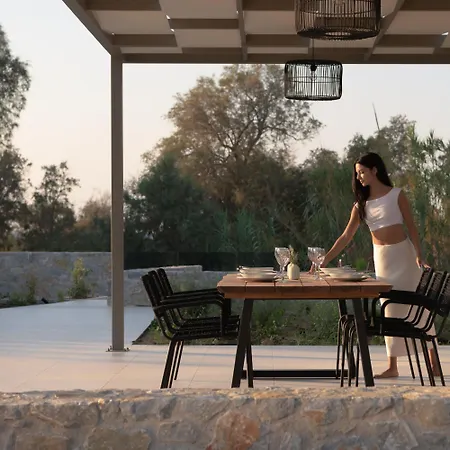 Costa Villa, Ultimate Beachside Retreat, By Thinkvilla * Episkopi (Rethymno)