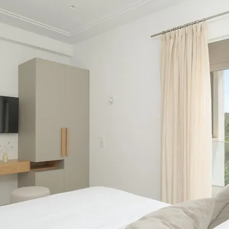 Costa Villa, Ultimate Beachside Retreat, By Thinkvilla Villa